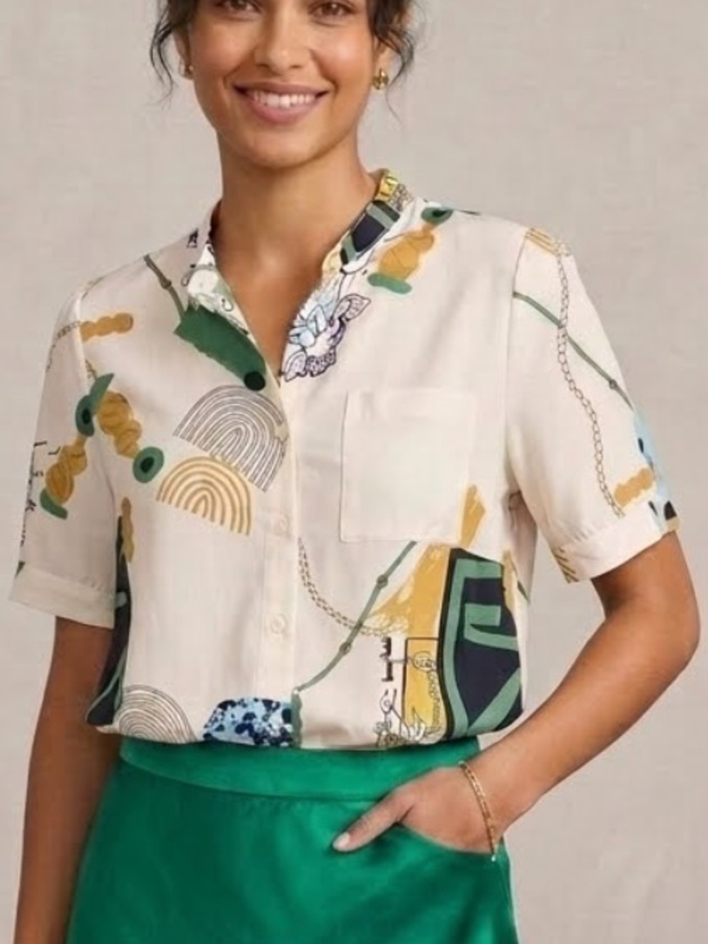 Abstract Print Short-Sleeve Artsy Blouse in Cream and Green - size XL - Picture 1 of 7